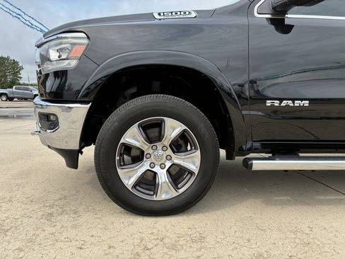 Used 2019 RAM 1500 Laramie image 8