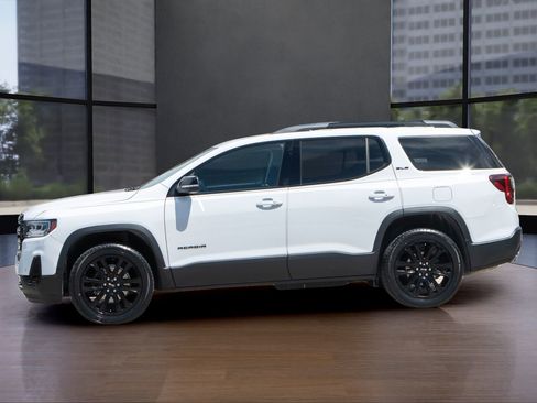 Used 2022 GMC Acadia SLE w/ Driver Convenience Package image 7