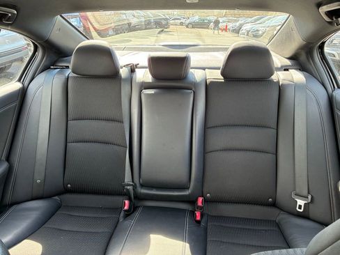 Used 2017 Honda Accord Sport image 14