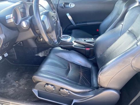 Used 2004 Nissan 350Z Touring w/ Aerodynamics Pkg image 10