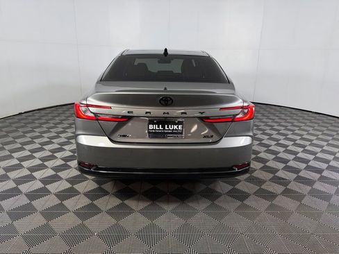 Used 2025 Toyota Camry XLE w/ Premium Plus Package FWD image 8