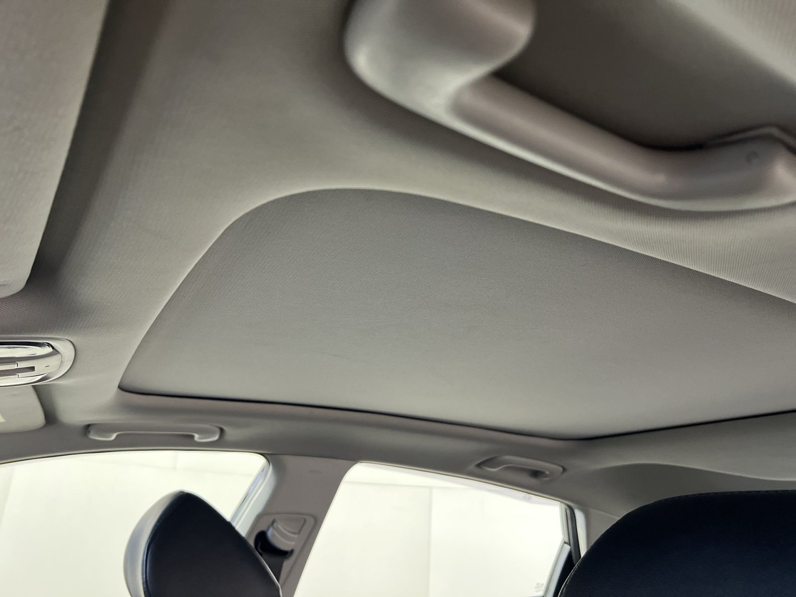 Used 2019 Kia Optima S w/ S Panoramic Sunroof Package FWD image 25