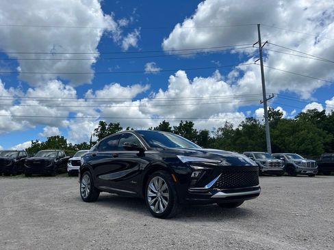 Used 2025 Buick Envista Avenir FWD image 5