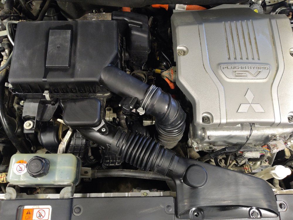 Used 2018 Mitsubishi Outlander GT AWD/4WD image 30