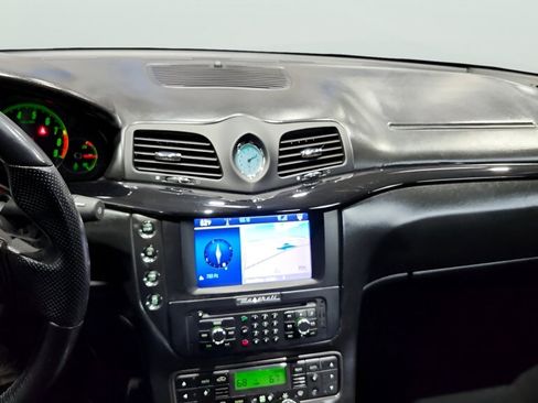 Used 2014 Maserati GranTurismo Convertible image 20