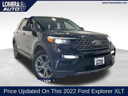 Used 2022 Ford Explorer XLT w/ XLT Sport Appearance Package