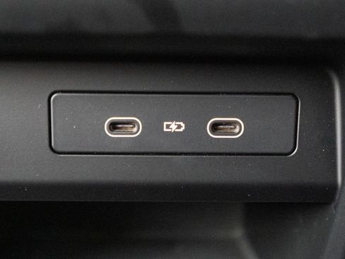 Certified 2026 Porsche Cayenne AWD/4WD image 36
