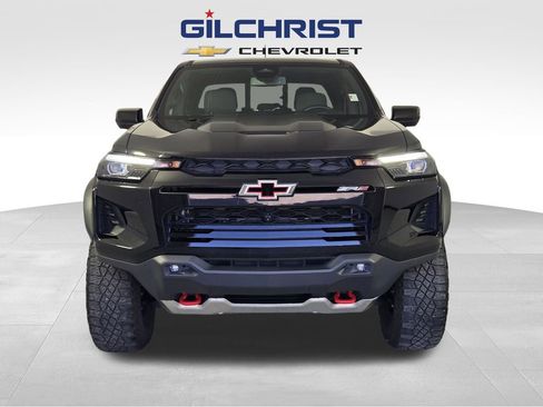 Used 2024 Chevrolet Colorado ZR2 w/ Technology Package image 2