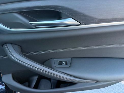 Used 2023 BMW 530i xDrive image 33