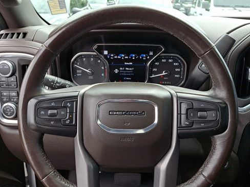 Used 2021 GMC Sierra 1500 Denali w/ Denali Ultimate Package AWD/4WD image 21