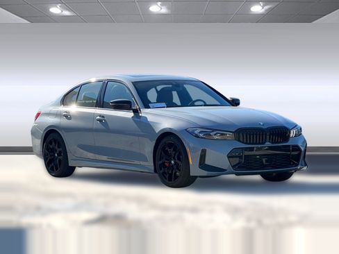 Used 2026 BMW 330i Sedan w/ M Sport Package RWD image 6