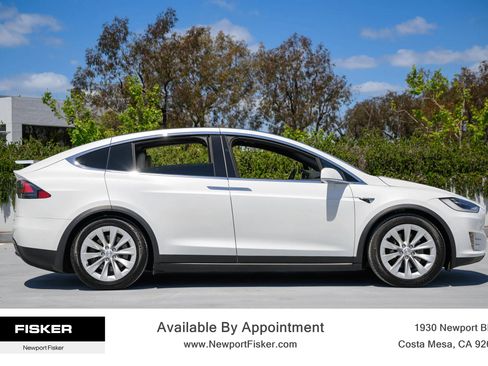 Used 2020 Tesla Model X Long Range image 8