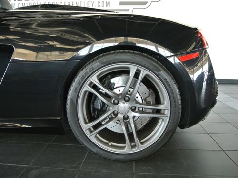 Used 2011 Audi R8 V10 AWD/4WD image 12