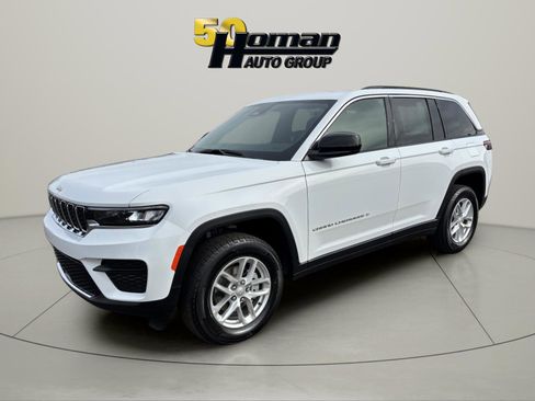 New 2026 Jeep Grand Cherokee Laredo X AWD/4WD image 1