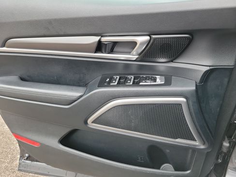 Used 2024 Kia Telluride S w/ S Sunroof Package image 18