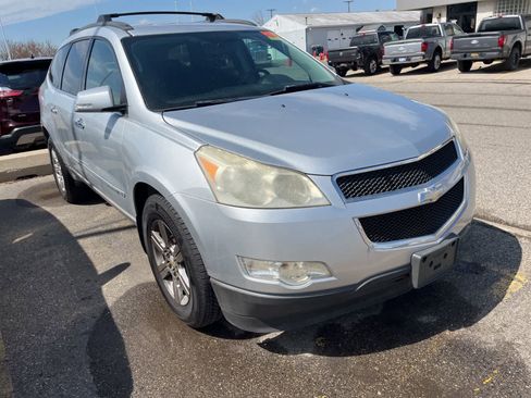 Used 2009 Chevrolet Traverse LT AWD/4WD image 19
