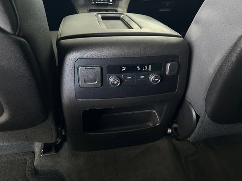 Used 2015 Chevrolet Tahoe LS RWD image 23