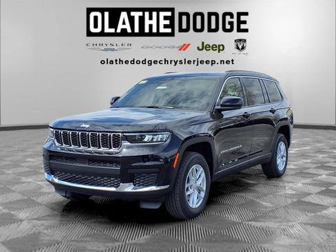 New 2026 Jeep Grand Cherokee L Laredo AWD/4WD image 1