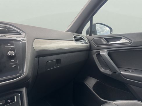 Used 2019 Volkswagen Tiguan SEL Premium R-Line AWD/4WD image 21