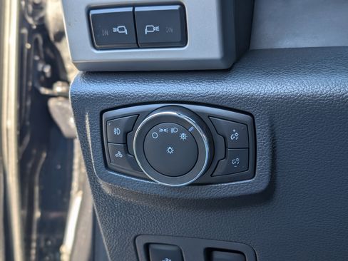 Used 2022 Ford F350 Lariat w/ Lariat Ultimate Package image 31