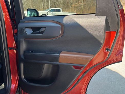 Used 2024 Ford Bronco Sport Outer Banks w/ Tech Package image 24