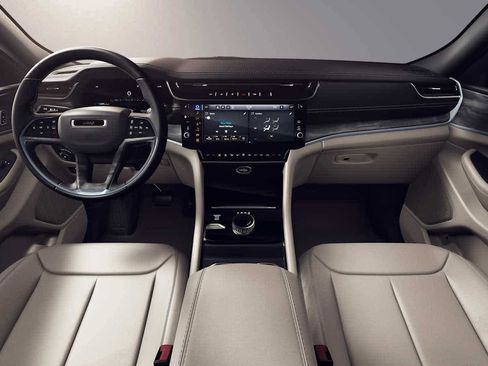 New 2026 Jeep Grand Cherokee L Limited AWD/4WD image 15