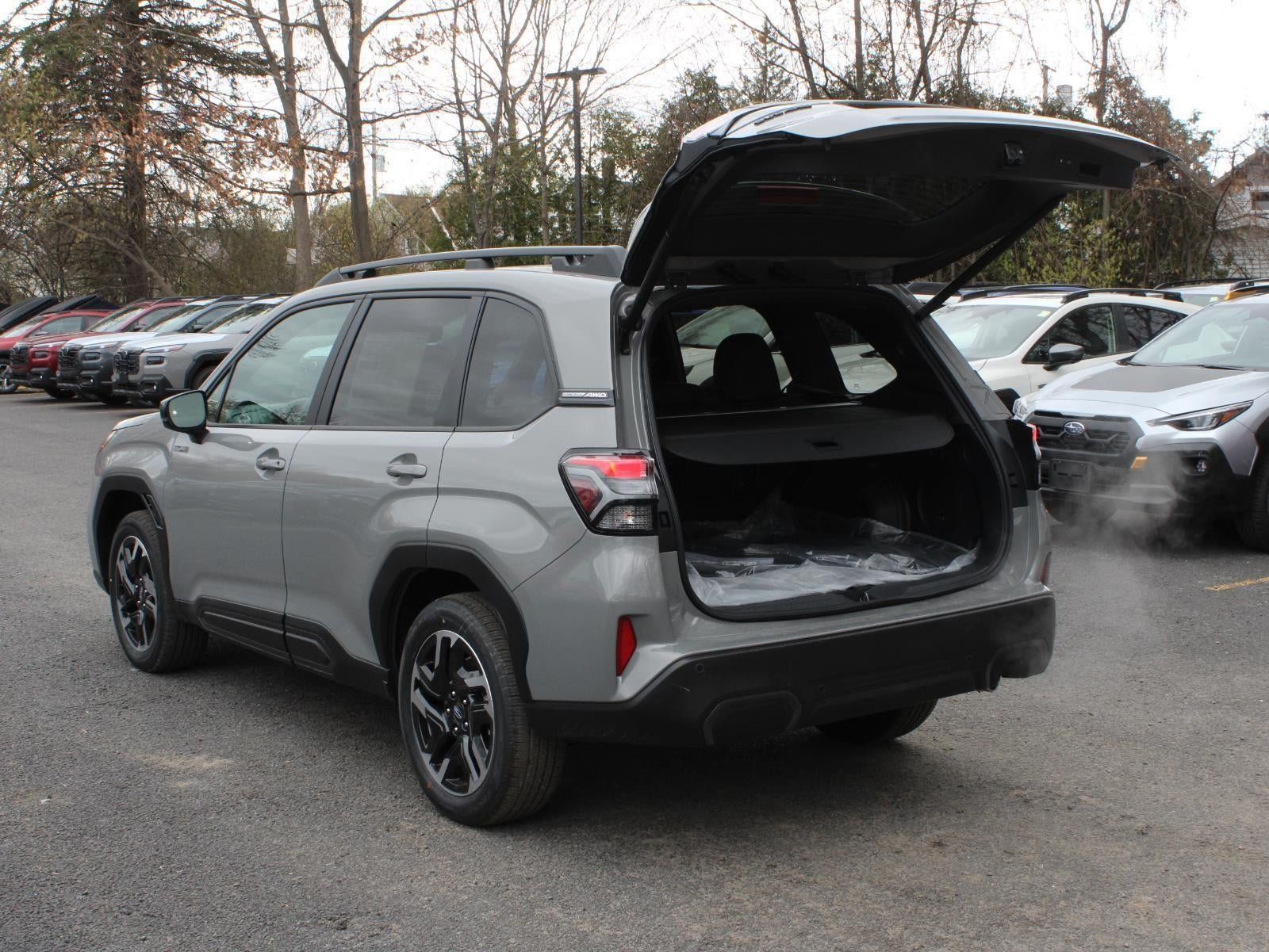 New 2026 Subaru Forester Touring AWD/4WD image 7