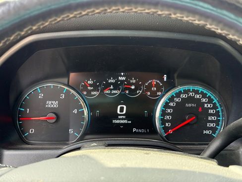 Used 2019 GMC Sierra 2500 Denali w/ Duramax Plus Package AWD/4WD image 18