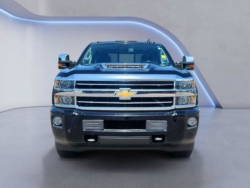 Used 2018 Chevrolet Silverado 3500 High Country w/ Duramax Plus Package AWD/4WD image 8