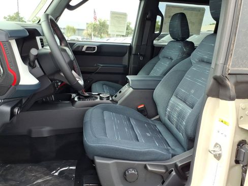 New 2026 Ford Bronco Heritage Edition AWD/4WD image 6