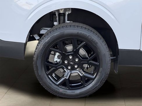 New 2025 Ford Maverick XLT w/ XLT Luxury Package image 42