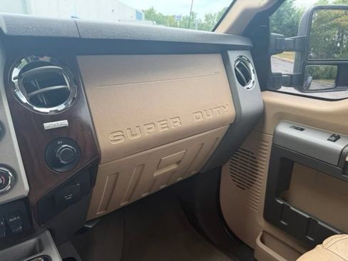Used 2016 Ford F350 Lariat w/ Lariat Ultimate Package RWD image 25