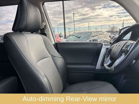 Used 2021 Toyota 4Runner SR5 Premium image 14