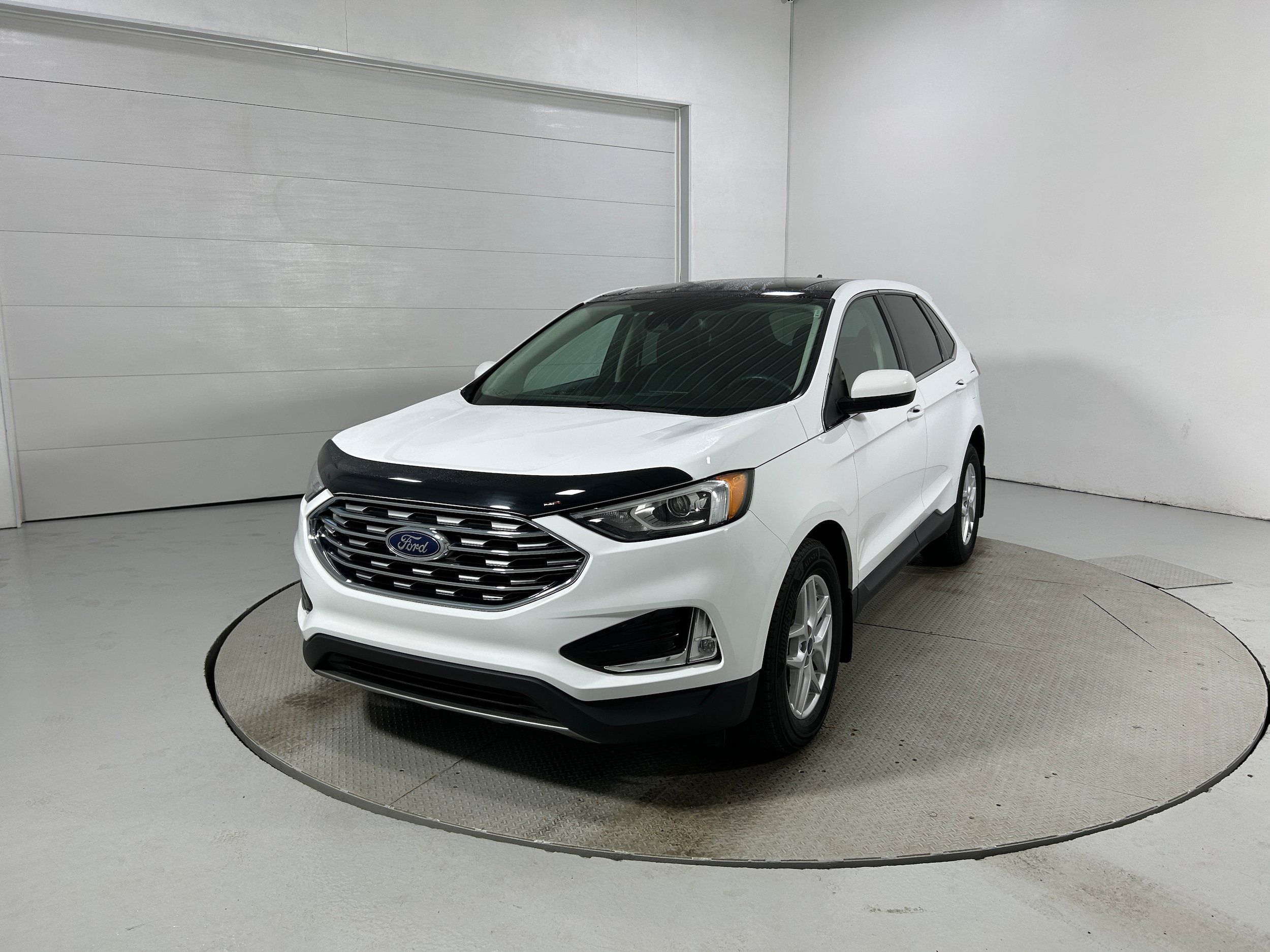 Used 2021 Ford Edge SEL w/ Convenience Package AWD/4WD image 18