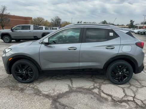 New 2026 Buick Encore GX Sport Touring image 5