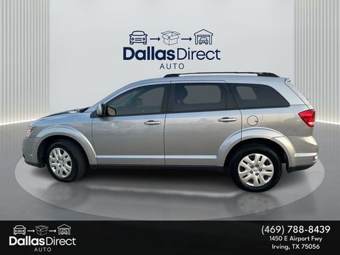 Used 2019 Dodge Journey SE image 9