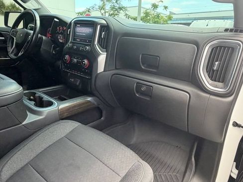 Used 2022 Chevrolet Silverado 1500 LT Trail Boss w/ Safety Package AWD/4WD image 15