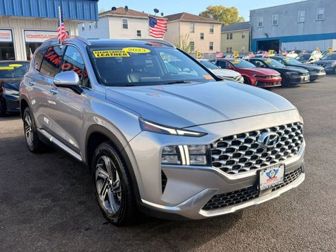 Used 2023 Hyundai Santa Fe SEL w/ Premium Package FWD image 2