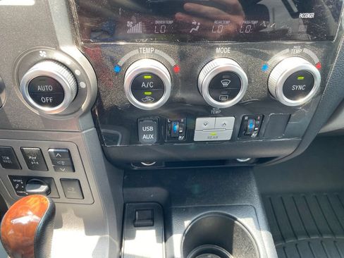 Used 2012 Toyota Sequoia Platinum AWD/4WD image 21