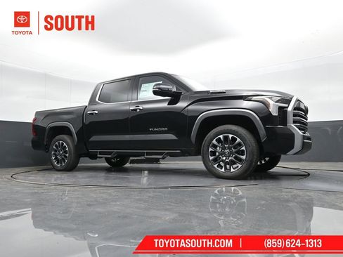 Used 2025 Toyota Tundra Limited w/ Power Package image 42