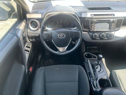 Used 2017 Toyota RAV4 LE w/ Carpet Mat Package image 9