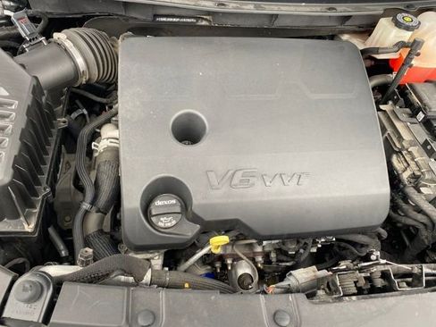 Certified 2023 Chevrolet Traverse LT w/ LPO, Floor Liner Package image 20