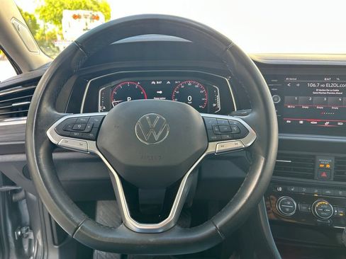 Used 2023 Volkswagen Jetta SEL FWD image 17