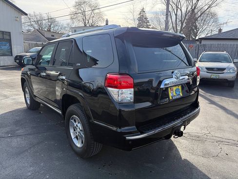 Used 2011 Toyota 4Runner SR5 Premium Sport Utility 4D w/ Convenience Pkg AWD/4WD image 40