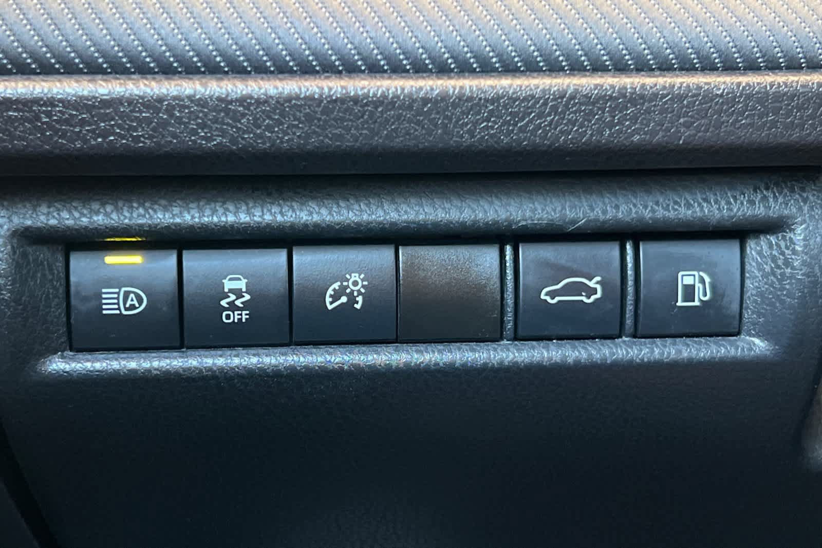 Certified 2025 Toyota Camry SE FWD image 29