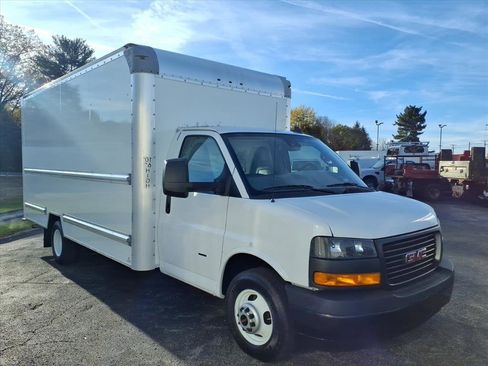Used 2021 GMC Savana 3500 Extended w/ Power Convenience Package image 6