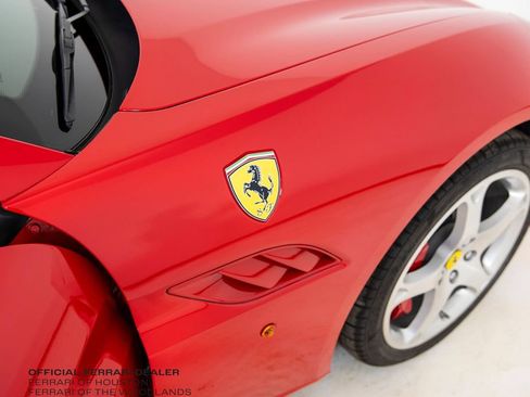 Used 2010 Ferrari California RWD image 35