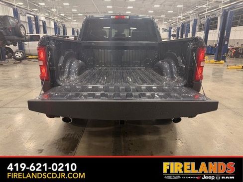 New 2026 RAM 1500 4x4 Crew Cab image 10