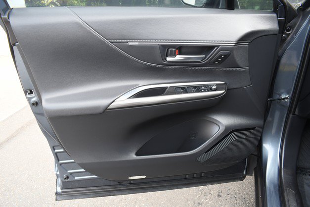 Certified 2024 Toyota Venza Limited AWD/4WD image 13