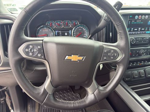 Used 2018 Chevrolet Silverado 1500 LTZ Z71 w/ LTZ Plus Package AWD/4WD image 18